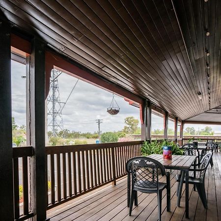 Commercial Hotel Clermont Εξωτερικό φωτογραφία